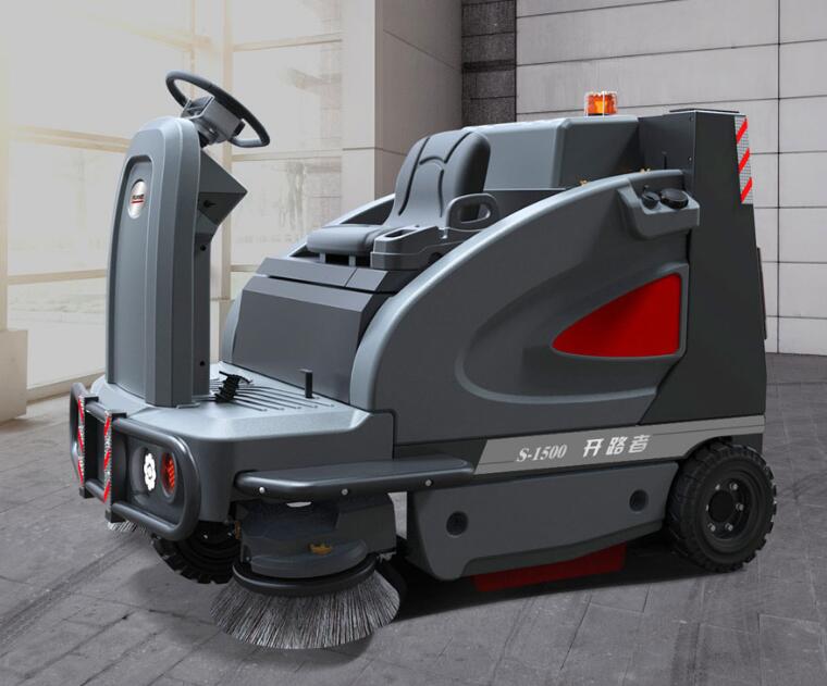 新买的扫地车如何避免使用不当造成的故障